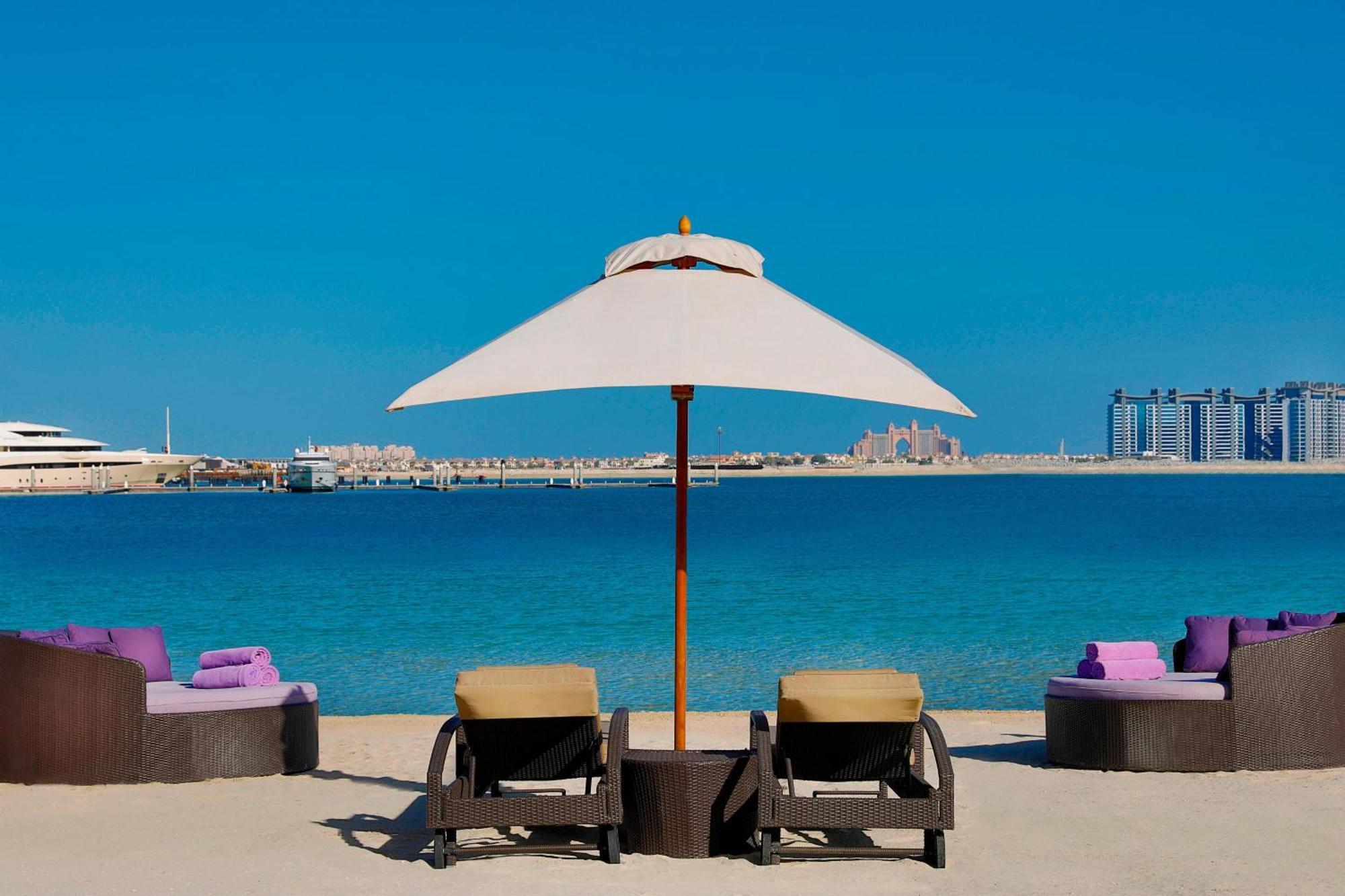 Le Meridien Mina Seyahi Beach Resort & Waterpark Дубай Екстериор снимка Beach at Jumeirah Beach Hotel