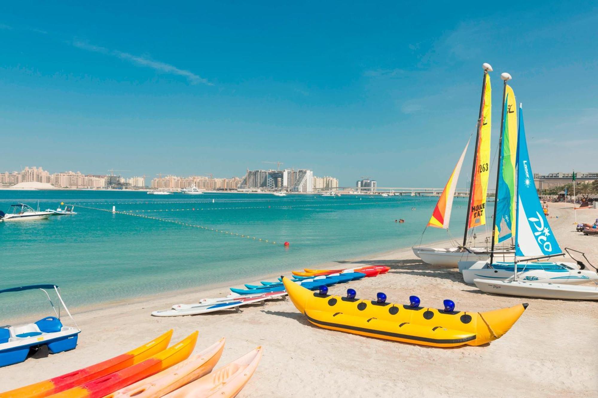 Le Meridien Mina Seyahi Beach Resort & Waterpark Дубай Екстериор снимка The Palm Jumeirah
