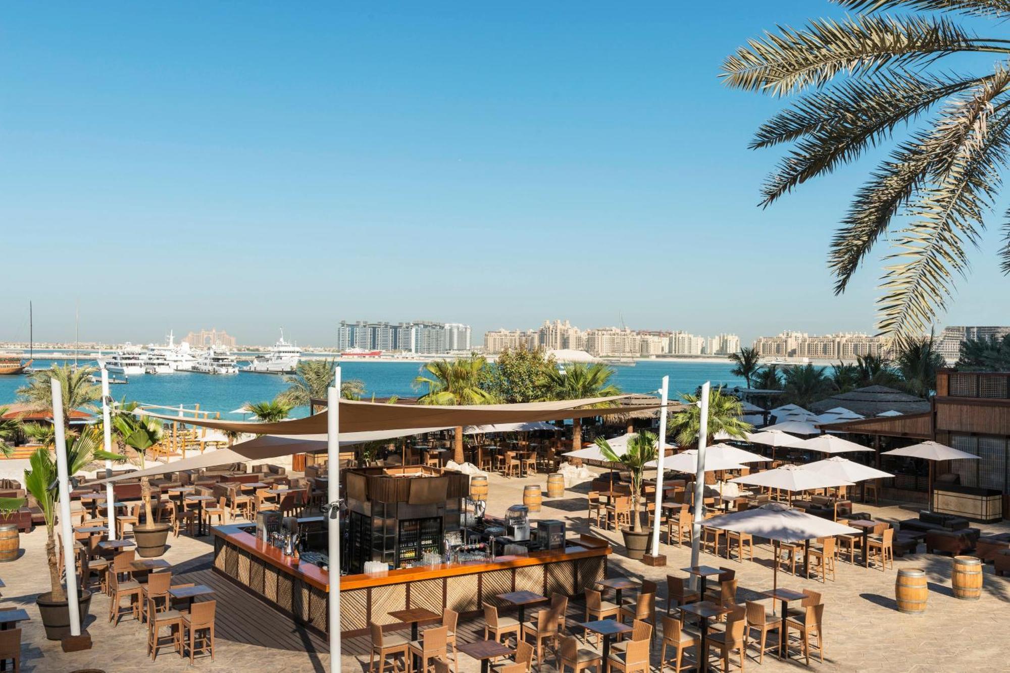 Le Meridien Mina Seyahi Beach Resort & Waterpark Дубай Екстериор снимка The Beach, Jumeirah