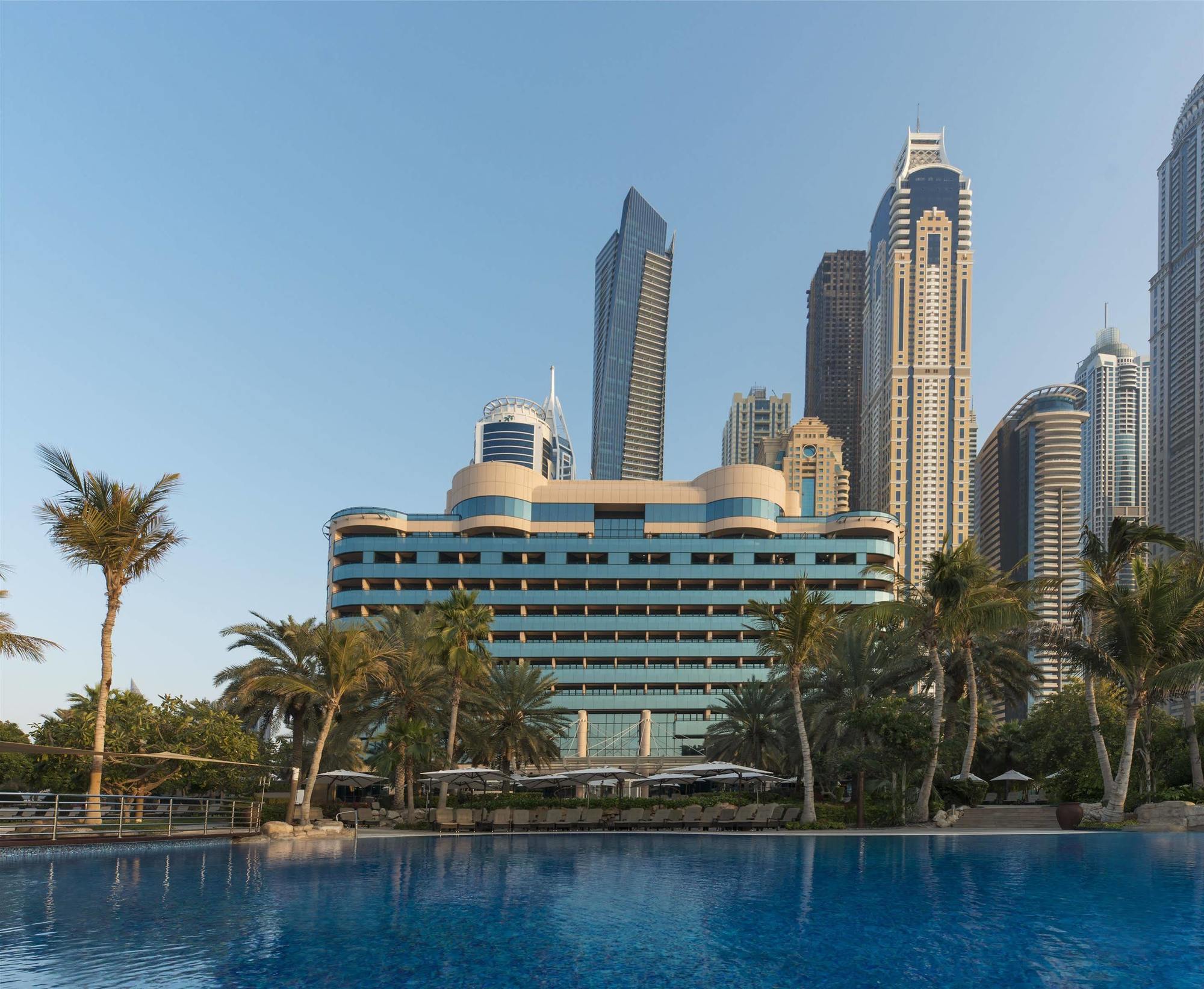 Le Meridien Mina Seyahi Beach Resort & Waterpark Дубай Екстериор снимка The Jumeirah Beach Hotel
